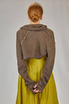 maglia corta, ampia e asimmetrica in maglia a rete elastica di lino, cotone e seta - MARC LE BIHAN 