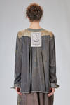 giacca/camicia asimmetrica, ampia, in twill stretch tinto a freddo di seta ed elastan - ZIGGY CHEN 
